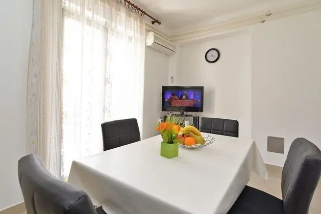 Standard Apart Daire, 2 Yatak Odası (628/1500)