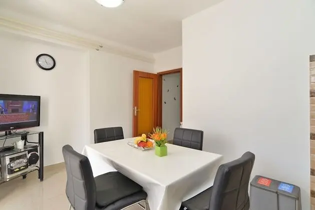 Standard Apart Daire, 2 Yatak Odası (628/1500)