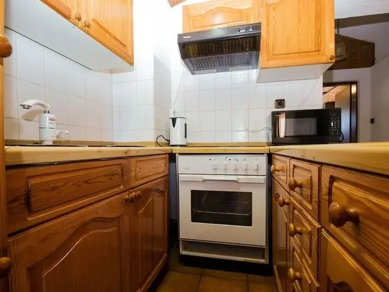 Standard Apart Daire, 3 Yatak Odası (692/1629)
