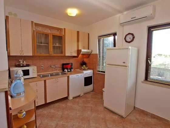 Standard Apart Daire, 4 Yatak Odası (70/106)