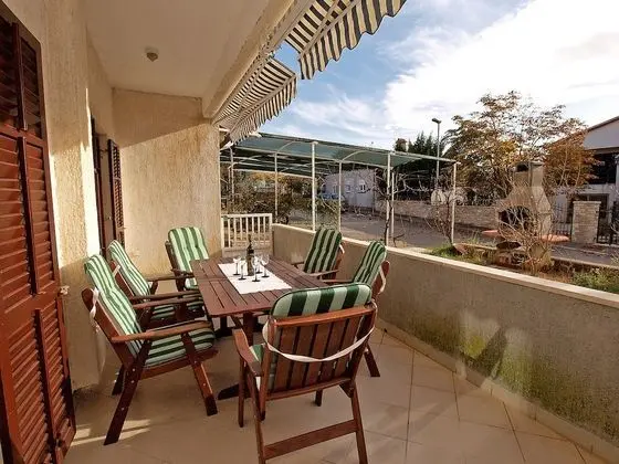 Standard Apart Daire, 4 Yatak Odası (70/106)