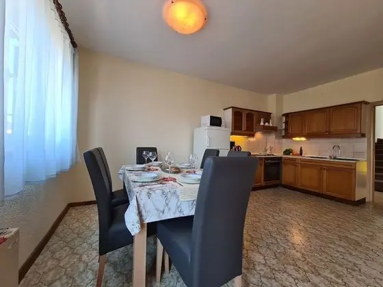 Standard Apart Daire, 3 Yatak Odası (743/1737)