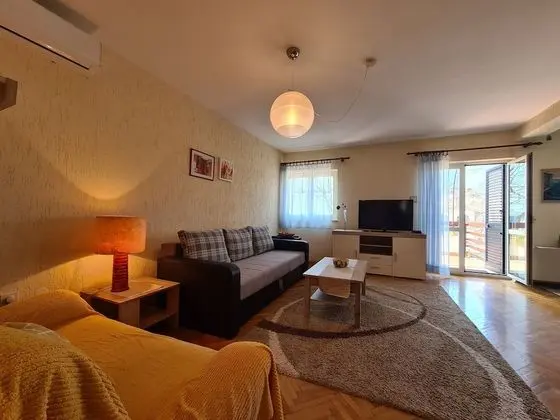 Standard Apart Daire, 3 Yatak Odası (743/1737)