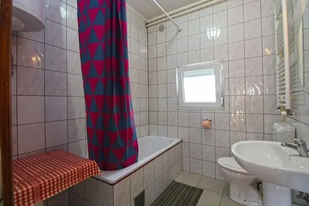 Standard Apart Daire, 2 Yatak Odası (847/2003)