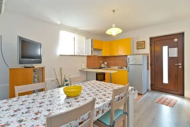 Standard Apart Daire, 2 Yatak Odası (877/2050)