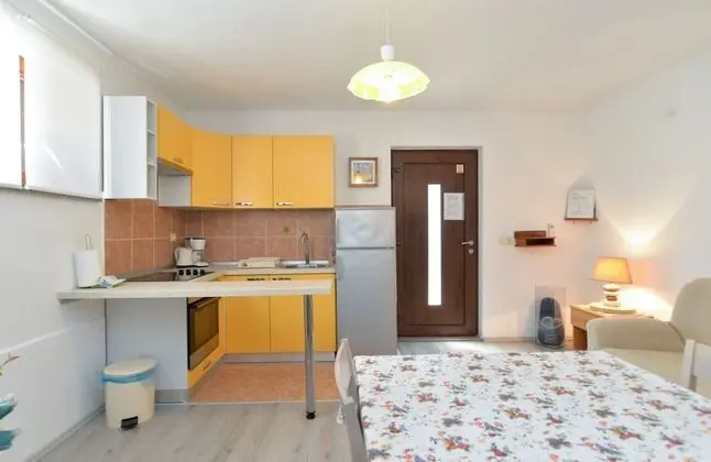 Standard Apart Daire, 2 Yatak Odası (877/2050)