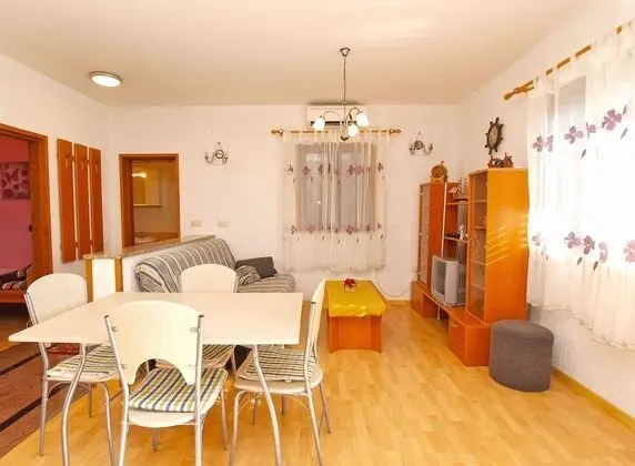 Standard Apart Daire, 2 Yatak Odası (879/2052)