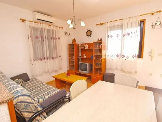 Standard Apart Daire, 2 Yatak Odası (879/2052)