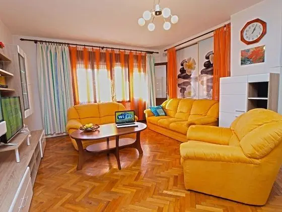 Standard Apart Daire, 2 Yatak Odası (925/2170)