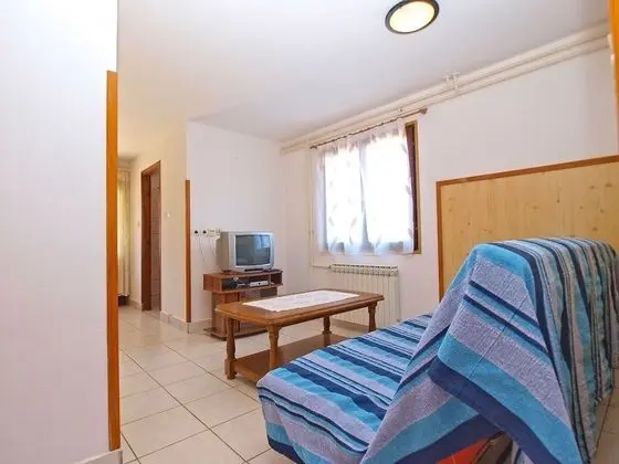 Standard Apart Daire, 1 Yatak Odası (939/2353)