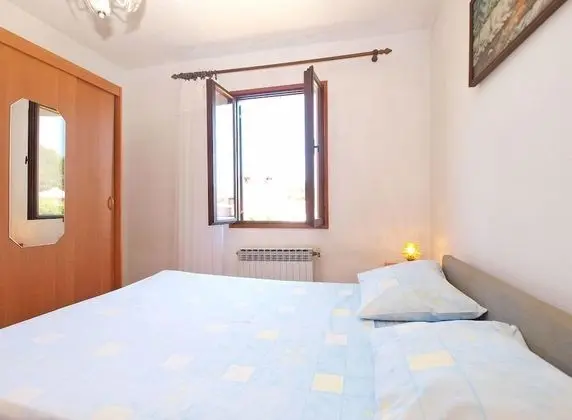 Standard Apart Daire, 3 Yatak Odası (939/2354)