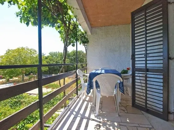 Standard Apart Daire, 3 Yatak Odası (939/2354)