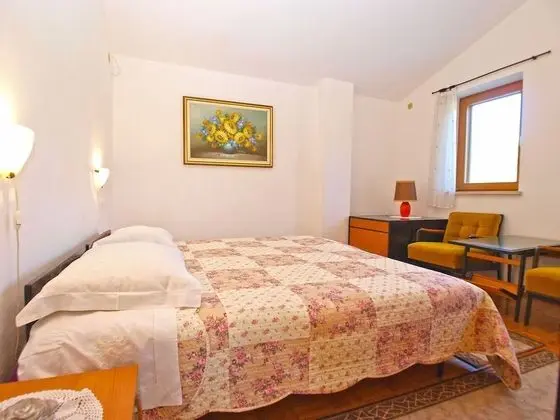 Standard Apart Daire, 2 Yatak Odası (950/2410)