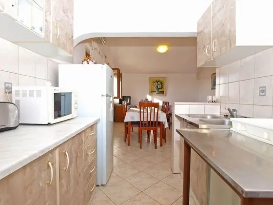 Standard Apart Daire, 2 Yatak Odası (950/2410)