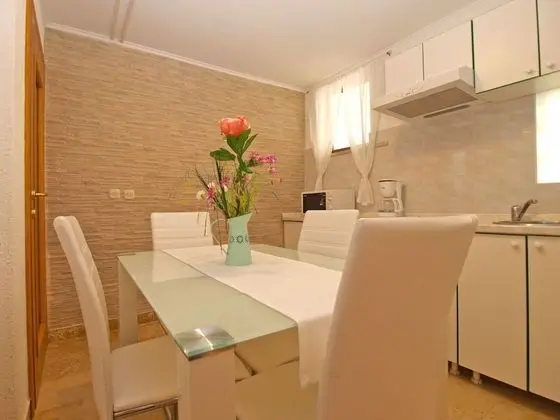 Standard Apart Daire, 1 Yatak Odası (959/2441)