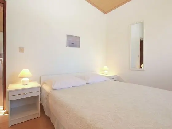 Standard Apart Daire, 2 Yatak Odası (959/2440)