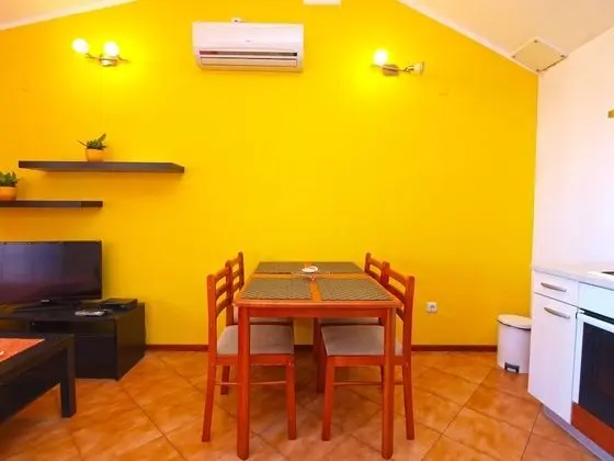 Standard Apart Daire, 1 Yatak Odası (990/2951)