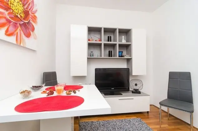 Apart Daire (One Bedroom Apartment with Terrace)