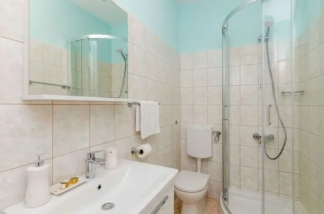 Apart Daire (One Bedroom Apartment with Terrace an)