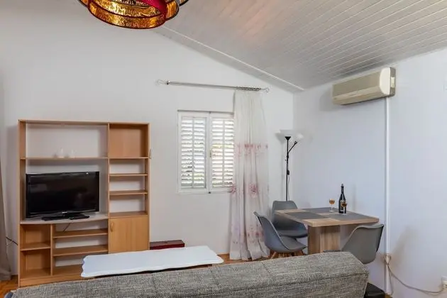 Apart Daire (One-Bedroom Apartment with Terrace)