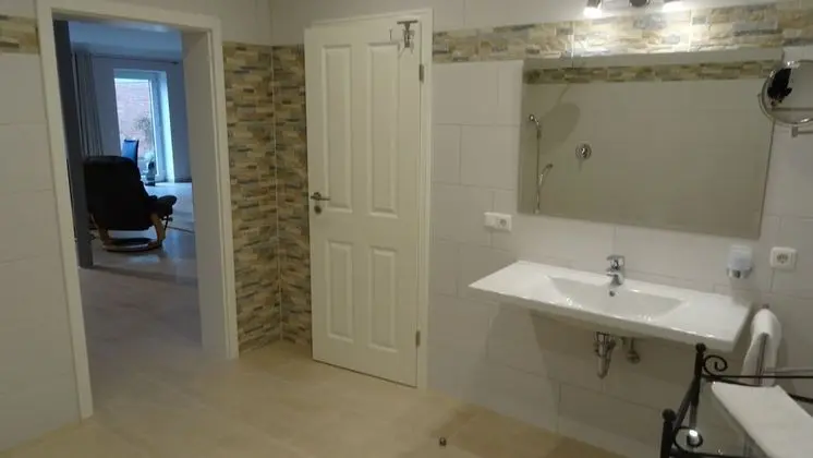Comfort Süit, 2 Büyük (Queen) Boy Yatak, Sigara İçilmez, Avlu Manzaralı