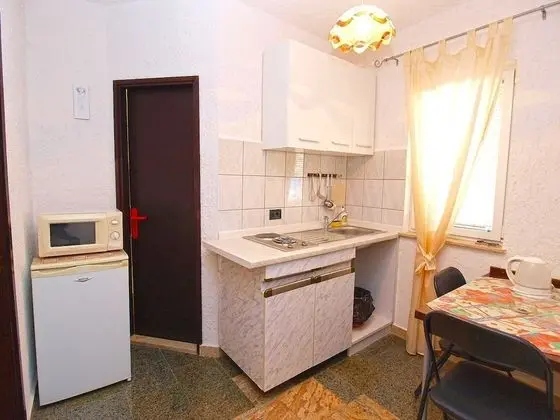 Apart Daire, 2 Yatak Odası (968/2571)