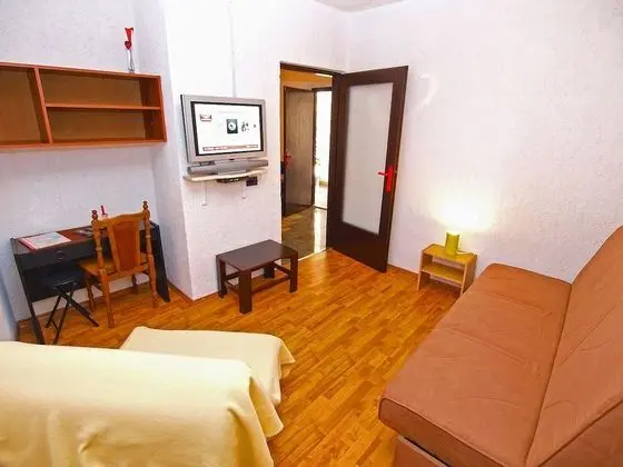 Apart Daire, 2 Yatak Odası (968/2571)