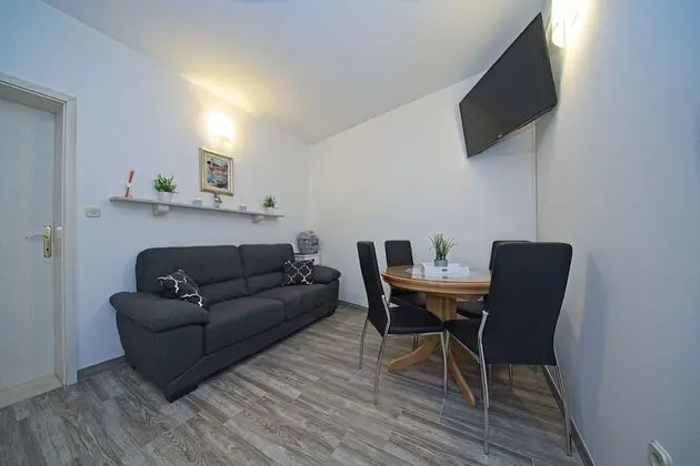 Apart Daire (Two Bedroom Apartment with Terrace)