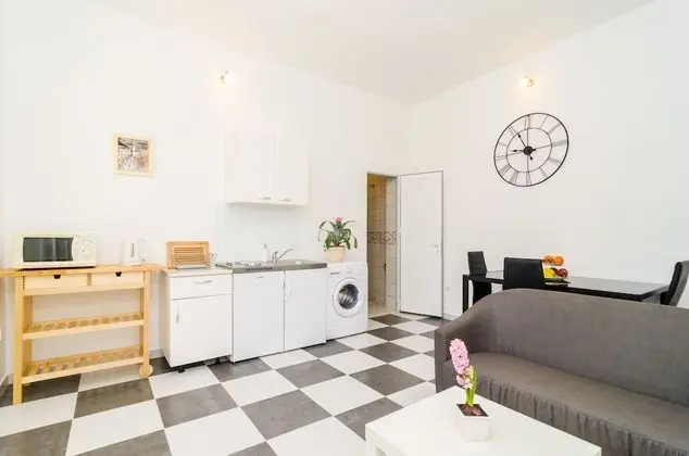 Apart Daire (One Bedroom Apartment with Terrace)