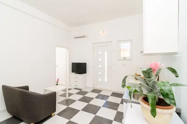 Apart Daire (One Bedroom Apartment with Terrace)