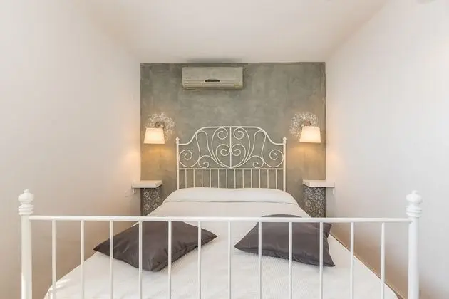 Apart Daire, 1 Çift Kişilik Yatak ve Çekyat