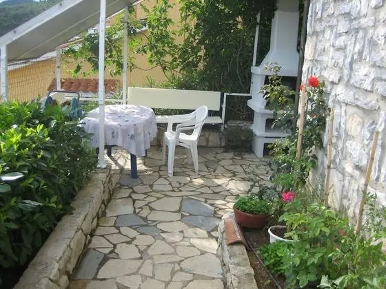 Apart Daire, 1 Çift Kişilik Yatak ve Çekyat