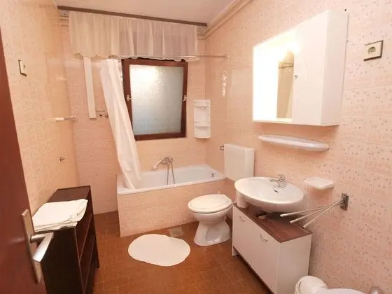 Apart Daire, 2 Yatak Odası (405/1064)