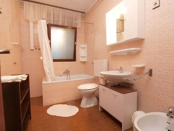 Apart Daire, 2 Yatak Odası (405/1064)