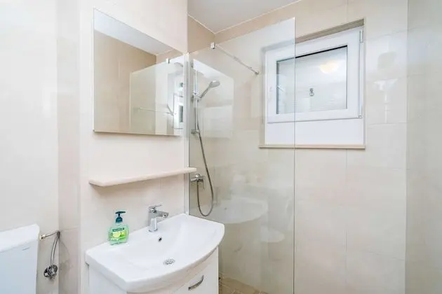 Apart Daire (One Bedroom Apartment with Balcony)