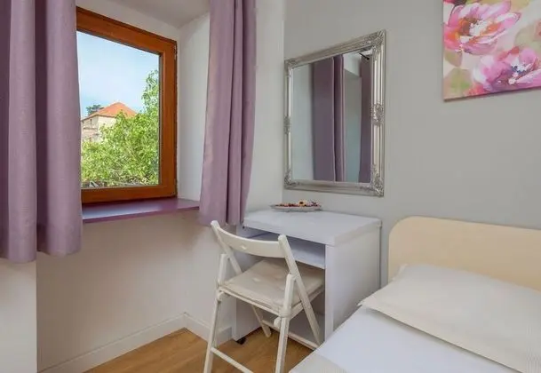 Family Apart Daire, 1 Çift Kişilik Yatak ve Çekyat (Apartment Ana On Island Hvar)