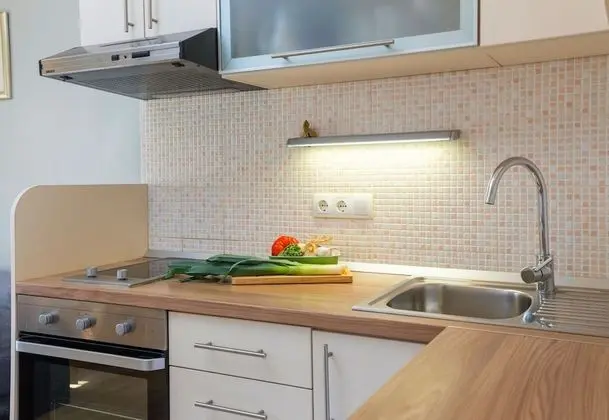 Family Apart Daire, 1 Çift Kişilik Yatak ve Çekyat (Apartment Ana On Island Hvar)