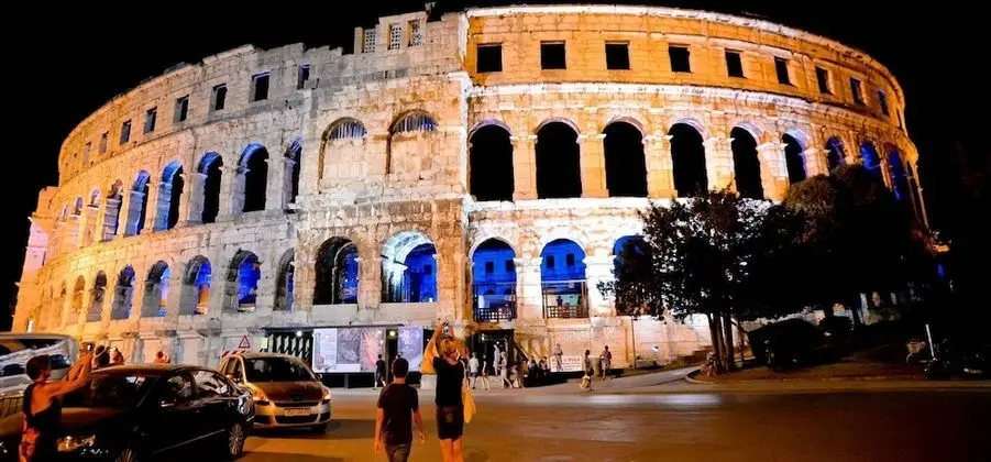 Apart Daire, 2 Yatak Odası, Balkon