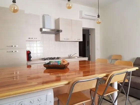 Daire, 3 Yatak Odası, Sigara İçilebilir, Buzdolabı