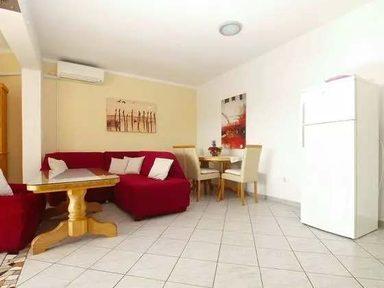 Apart Daire, 2 Yatak Odası (770/1795)