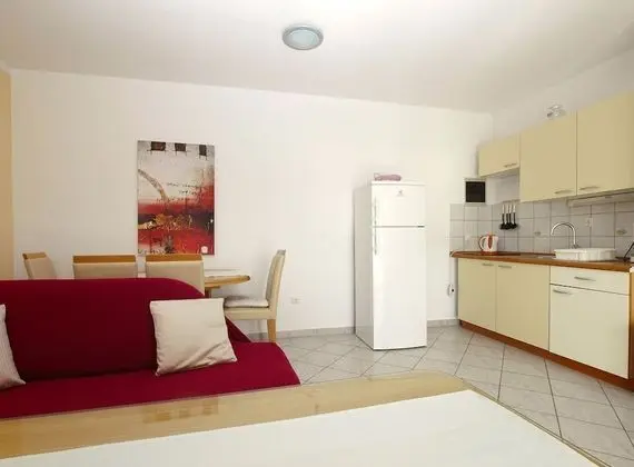 Apart Daire, 2 Yatak Odası (770/1795)