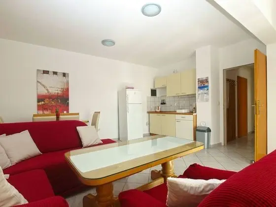 Apart Daire, 2 Yatak Odası (770/1795)