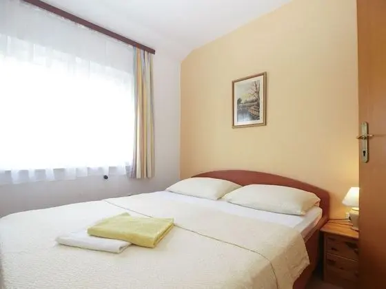 Apart Daire, 3 Yatak Odası (770/1796)