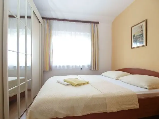 Apart Daire, 3 Yatak Odası (770/1796)