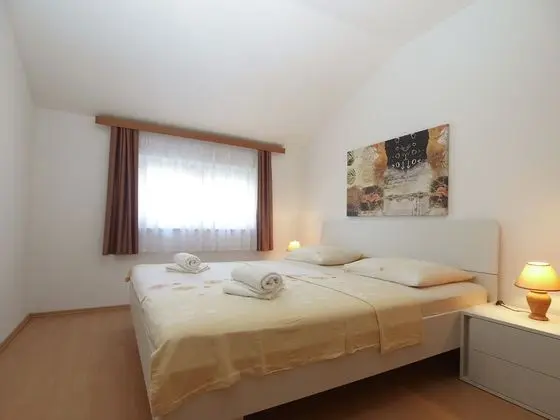 Apart Daire, 3 Yatak Odası (770/1796)