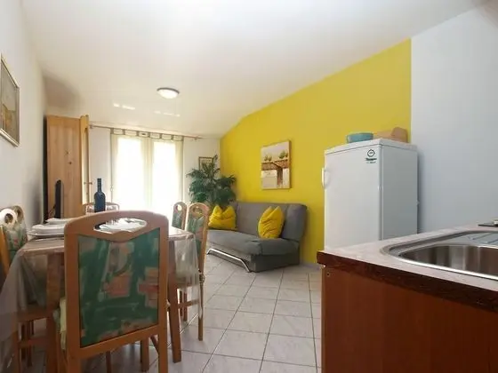 Apart Daire, 3 Yatak Odası (770/1796)