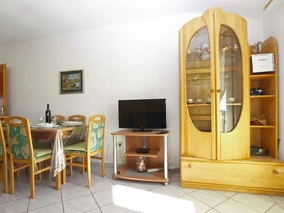 Apart Daire, 3 Yatak Odası (770/1796)