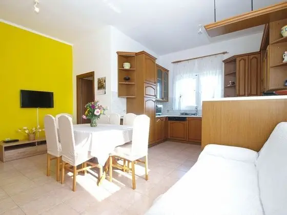 Apart Daire, 3 Yatak Odası (770/1797)