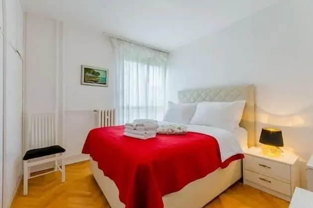 Apart Daire (Two Bedroom Apartment with Balcony)