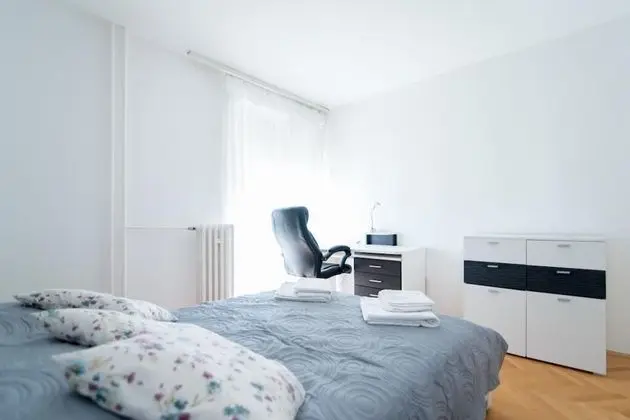 Apart Daire (Two Bedroom Apartment with Balcony)